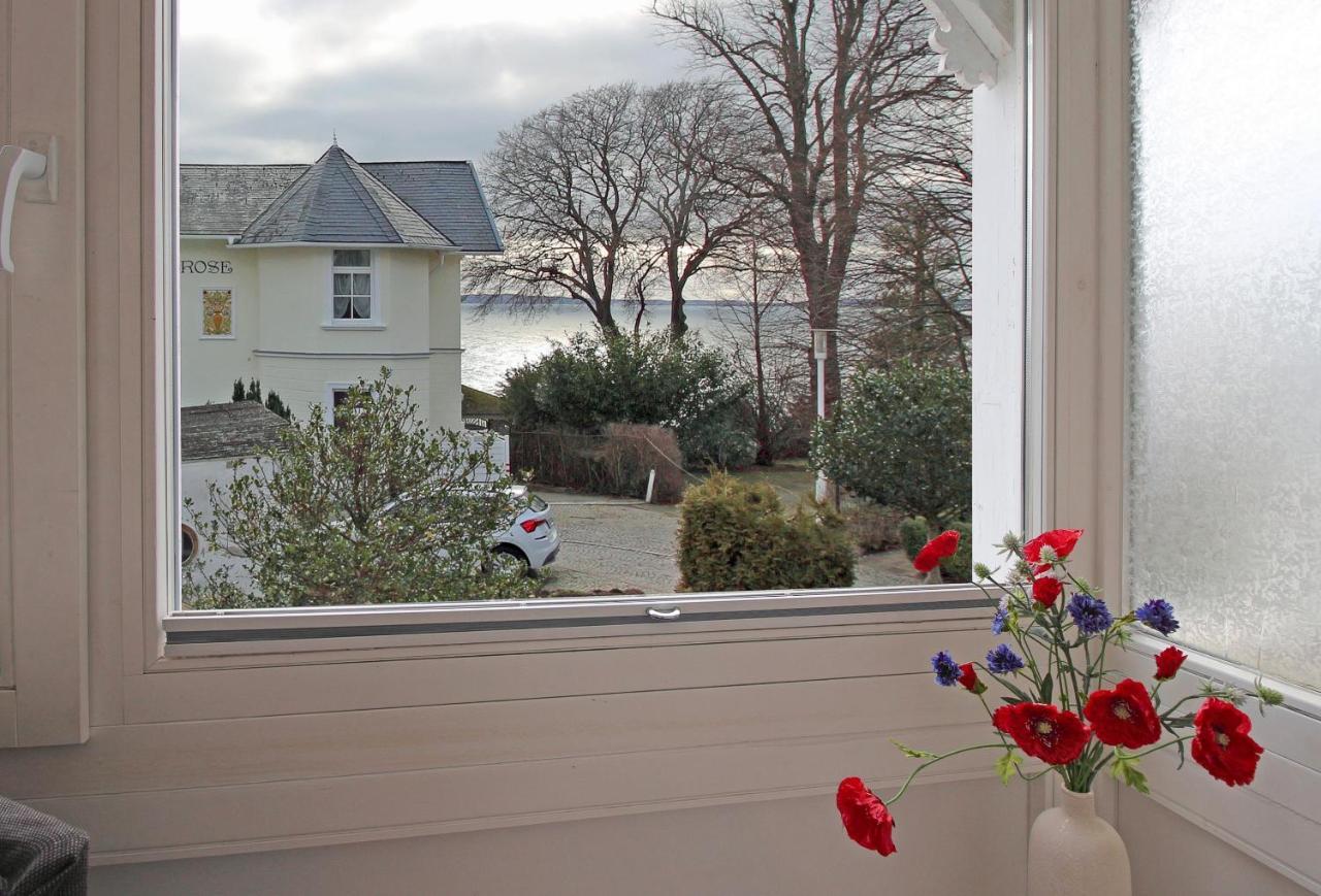 Villa Ostseelilie - Appartements Mit Balkon Und Meerblick Сасниц Екстериор снимка