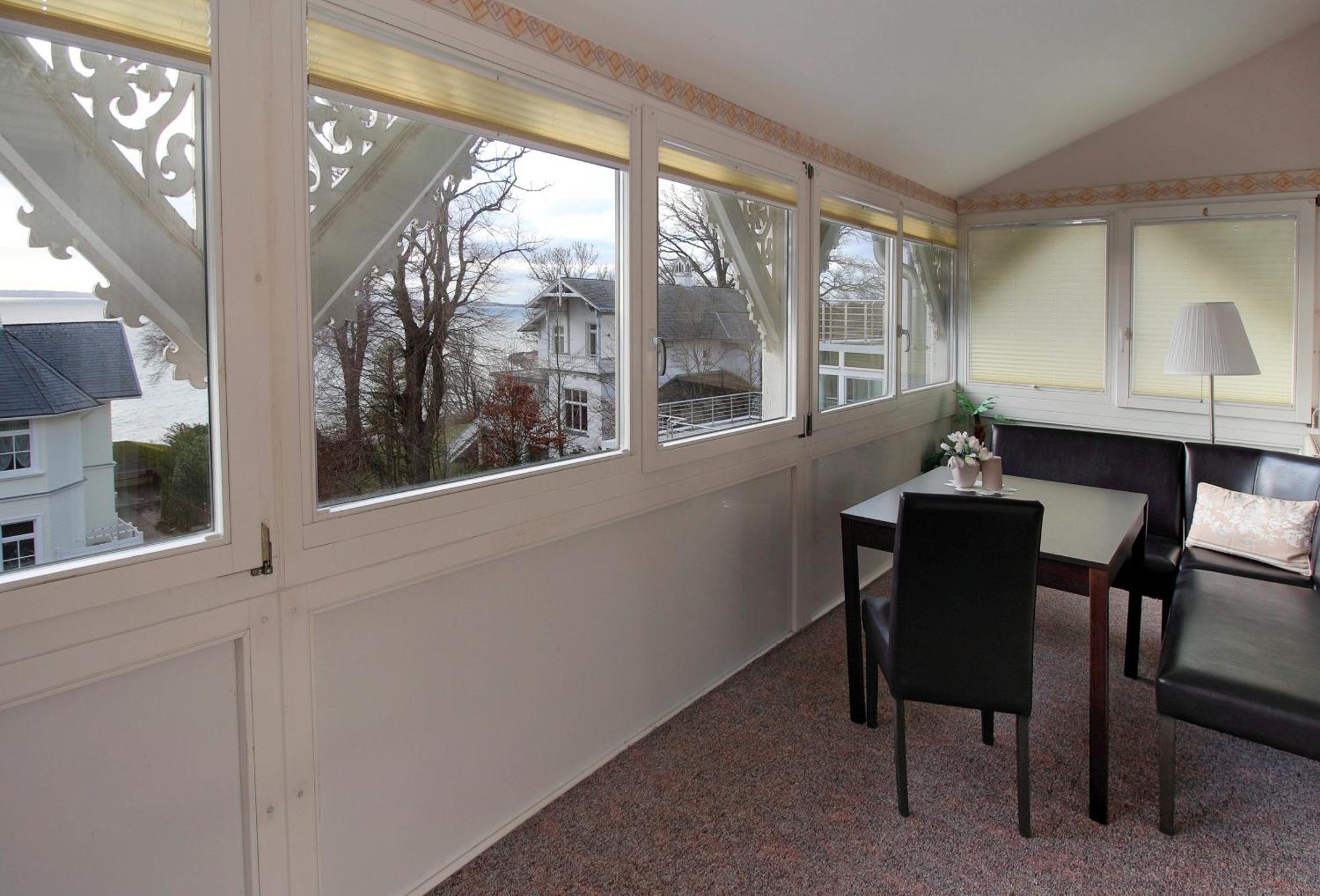 Villa Ostseelilie - Appartements Mit Balkon Und Meerblick Сасниц Стая снимка