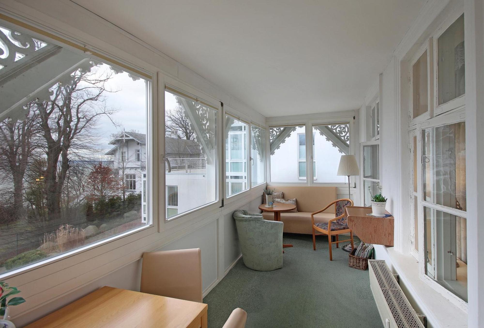 Villa Ostseelilie - Appartements Mit Balkon Und Meerblick Сасниц Стая снимка